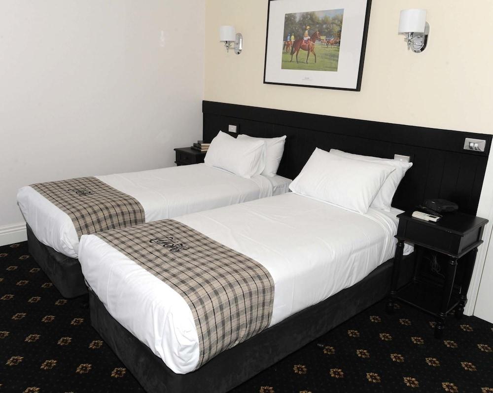 The Yarrawonga Hotel Extérieur photo