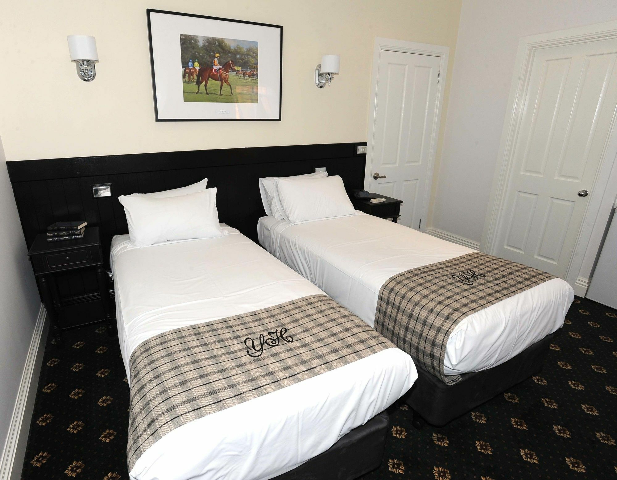 The Yarrawonga Hotel Extérieur photo