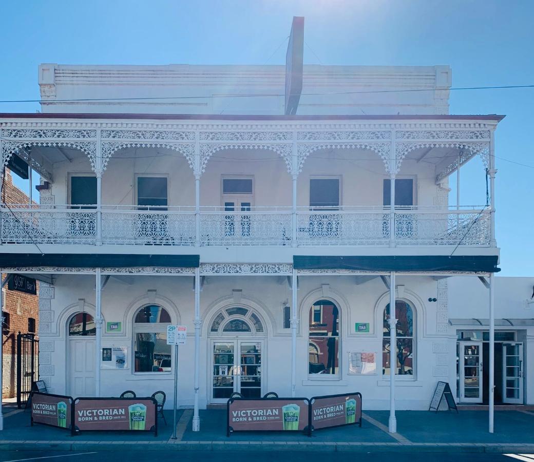 The Yarrawonga Hotel Extérieur photo